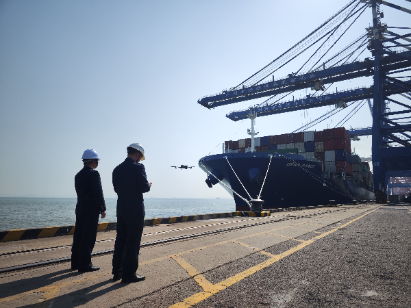 政务信息[2025]52号0120助力“一带一路”建设 南沙海事处保障南沙港新外贸航线正式投入运营 11.jpg