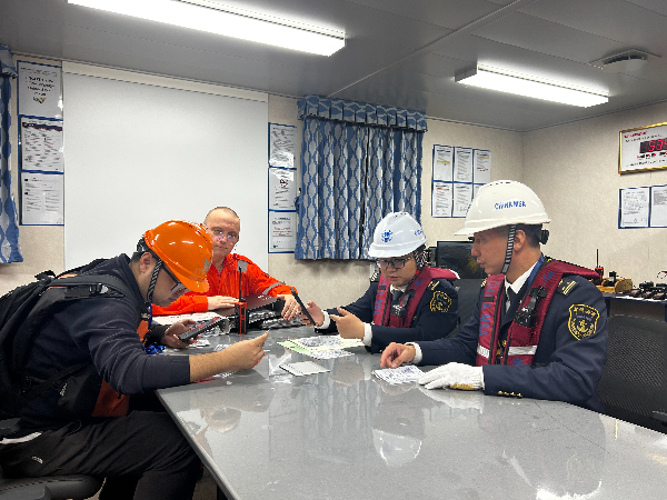 政务信息[2025]96号0214南沙海事处持续加强LNG双燃料船安全监管 11.jpg